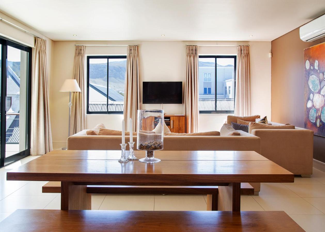 Marine Square Luxury Suites Hermanus Luaran gambar