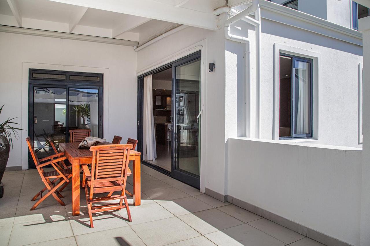 Marine Square Luxury Suites Hermanus Luaran gambar