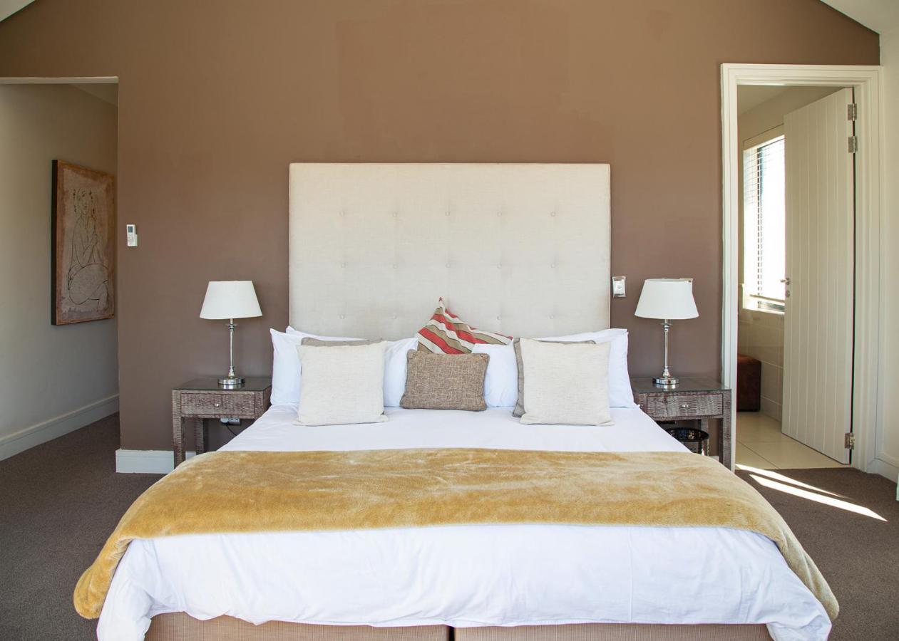 Marine Square Luxury Suites Hermanus Luaran gambar